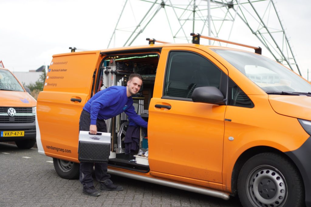 Servicemonteur